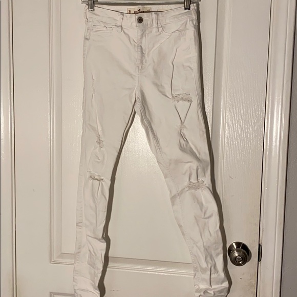 Hollister White Ripped Skinny Jeans - Picture 1 of 2